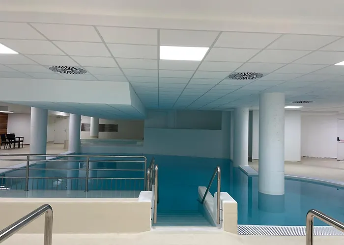 4 Pers, Piscine, Animaux Admis, Gourette - Fr-1-860-56 * Eaux-Bonnes